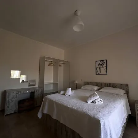 Cretan Nature Stone Three- Bedroom شقة