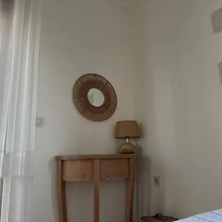 Cretan Nature Stone Three- Bedroom شقة